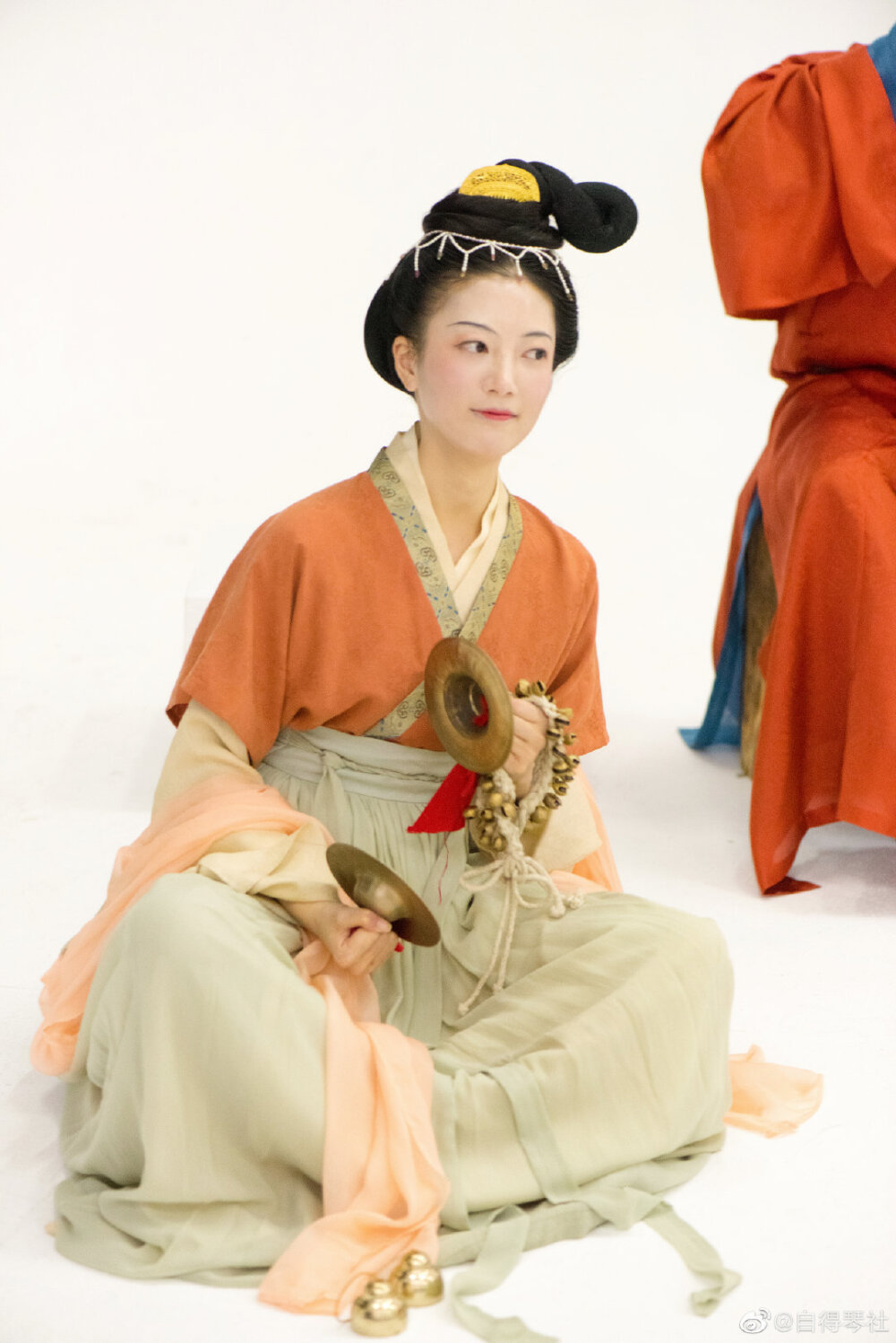 北宋时期女子的服饰图片