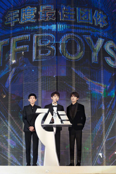 tfboys2013年的照片图片