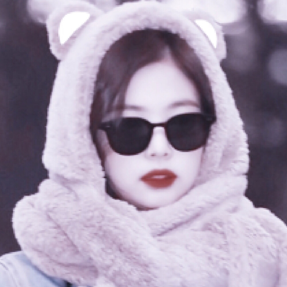 小黄君
我不管了 妮妮最可爱 瞎修都好看TT