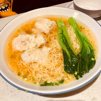 茶餐厅 牛腩面 云吞面 叉烧饭 虾饺