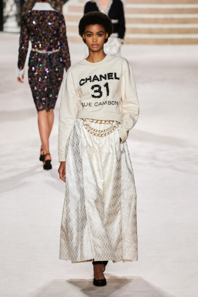 #Chanel 2020早秋女装秀#