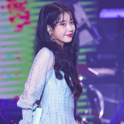 iu blue杨雯书