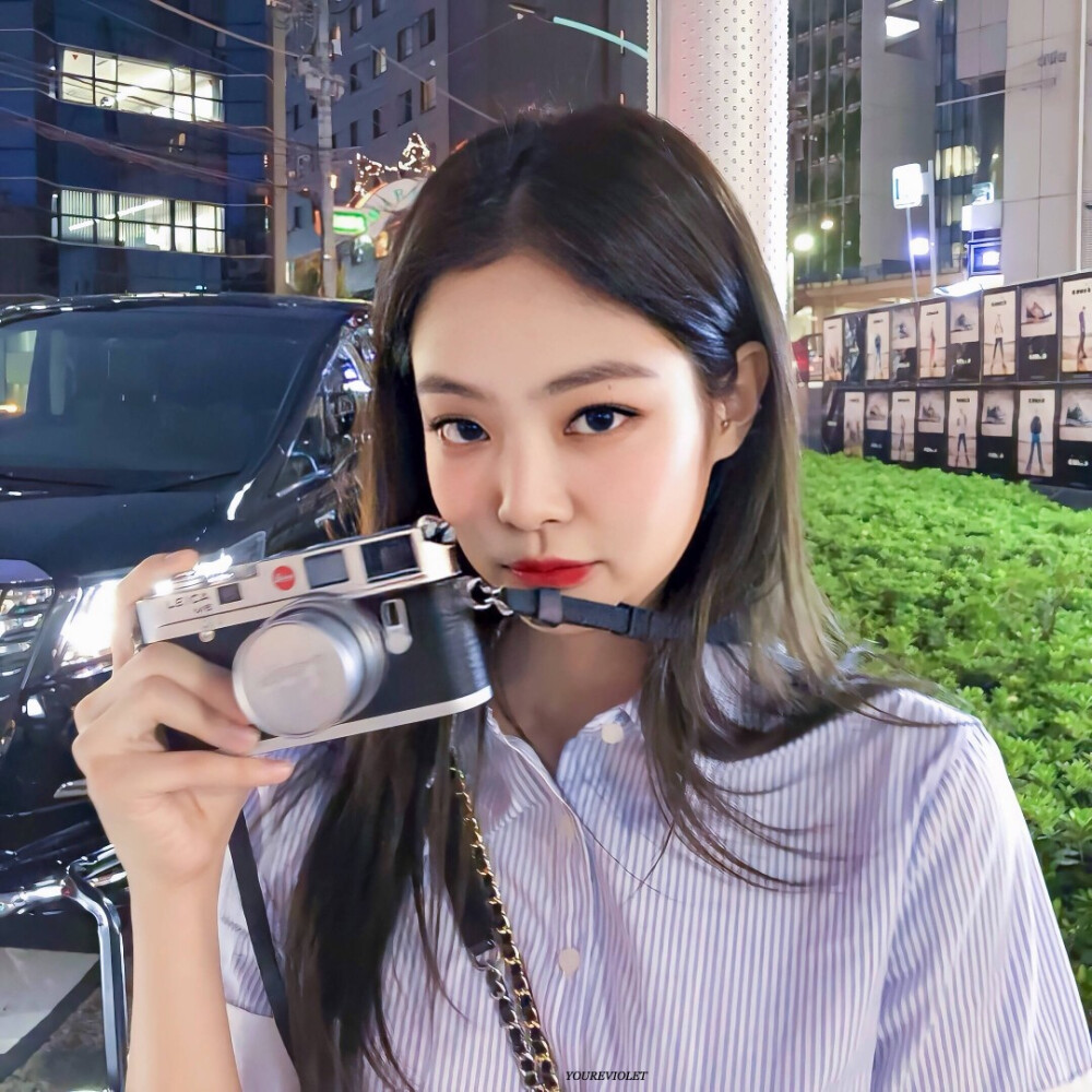 金智妮Jennie 头像（禁二改）
©YOUREVIOLET