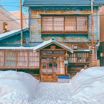 雪中房屋