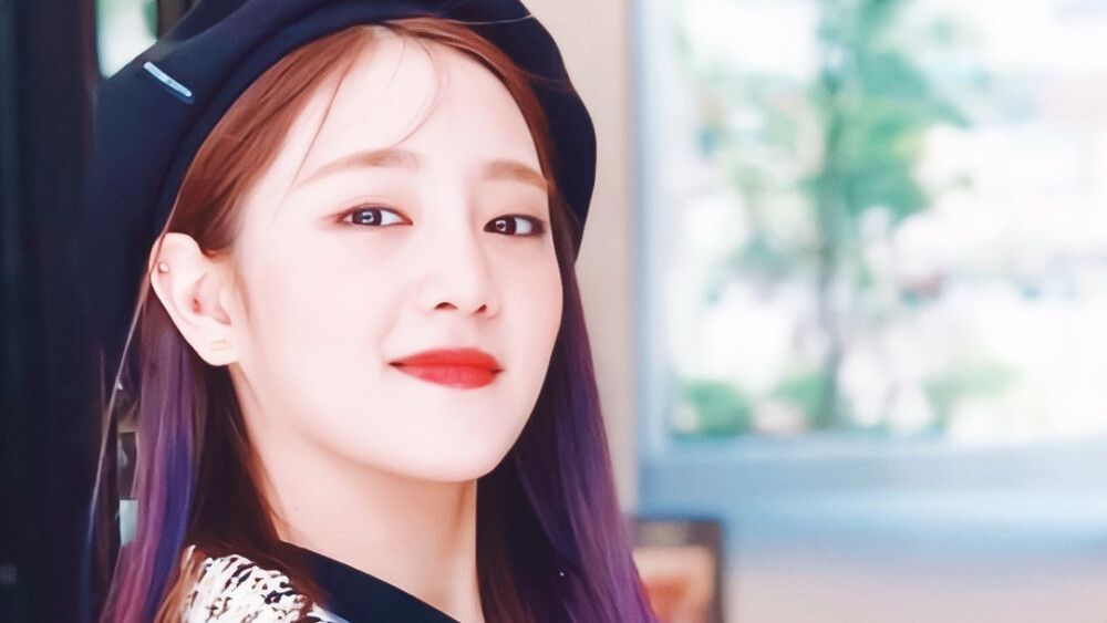 冬天要过去了你依旧明媚如初
Minnie橙光素材
（李彩映收）