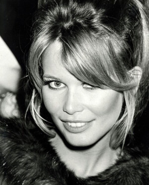 Claudia Schiffer