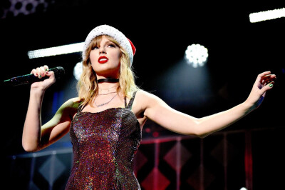 TaylorSwift 霉霉 iheart radio的Jingle Ball演唱会