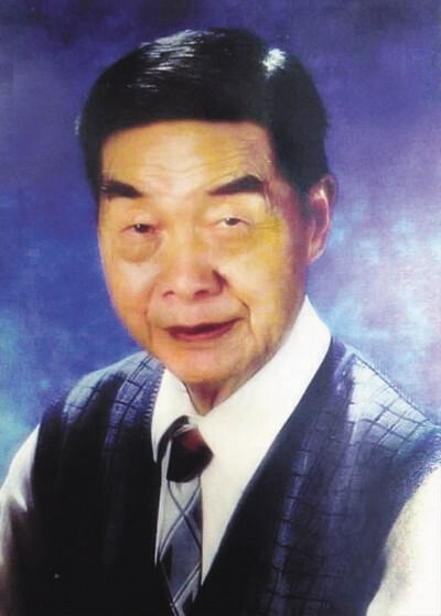 严耕望（1916—1996），名德厚，字耕望，号归田，安徽桐城人，著名历史学家，以中国中古政治制度和历史地理研究蜚声史坛。严耕望师从国学大师钱穆，是钱穆先生最欣赏的弟子。
1941年毕业于武汉大学历史系。曾任齐鲁大学国学研究所、中研院历史语言研究所及香港中文大学历史系、中国文化研究所、新亚研究所研究员、教授。美国哈佛大学访问学者，耶鲁大学客座教授。1970年当选中央研究院院士。著有《唐代交通图考》、《唐仆尚丞郎表》及成名作《秦汉地方行政制度》等专书共7种，论文40多篇。以治学方法严谨闻名，被余英时称为“中国史学界的朴实楷模”。