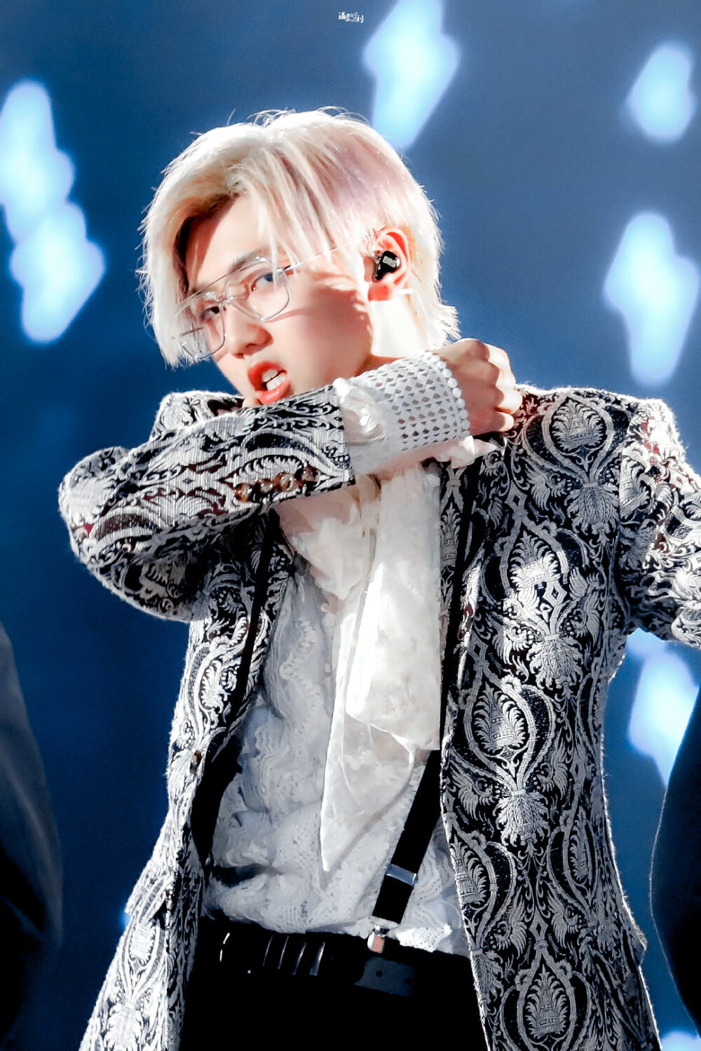 焉栩嘉 重庆演唱会