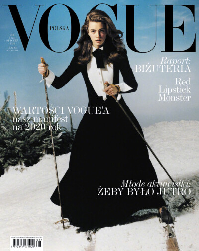 Vogue Poland January 2020
模特: Patrycja Piekarska. 