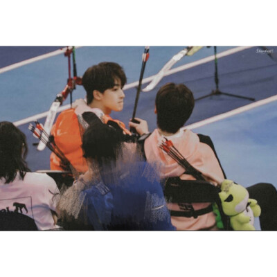 何焉悦色情头，二转二改标唐芝绾，拿图点赞