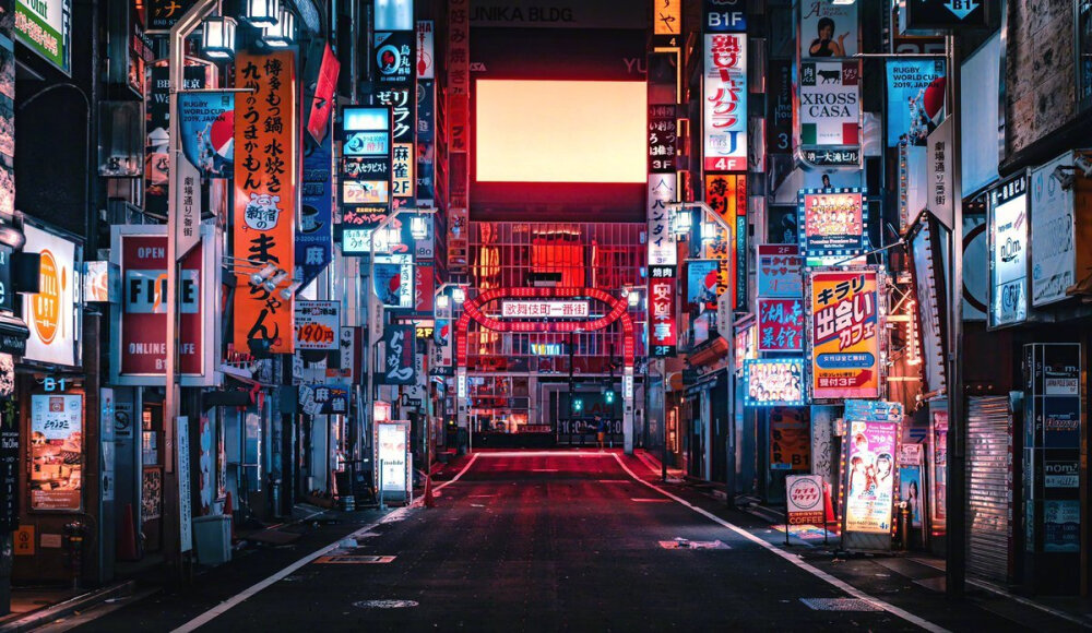 暴风雨后的新宿