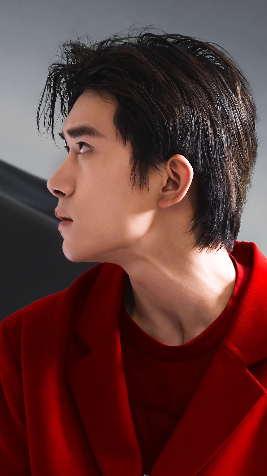 易烊千玺玊尔个人演唱会