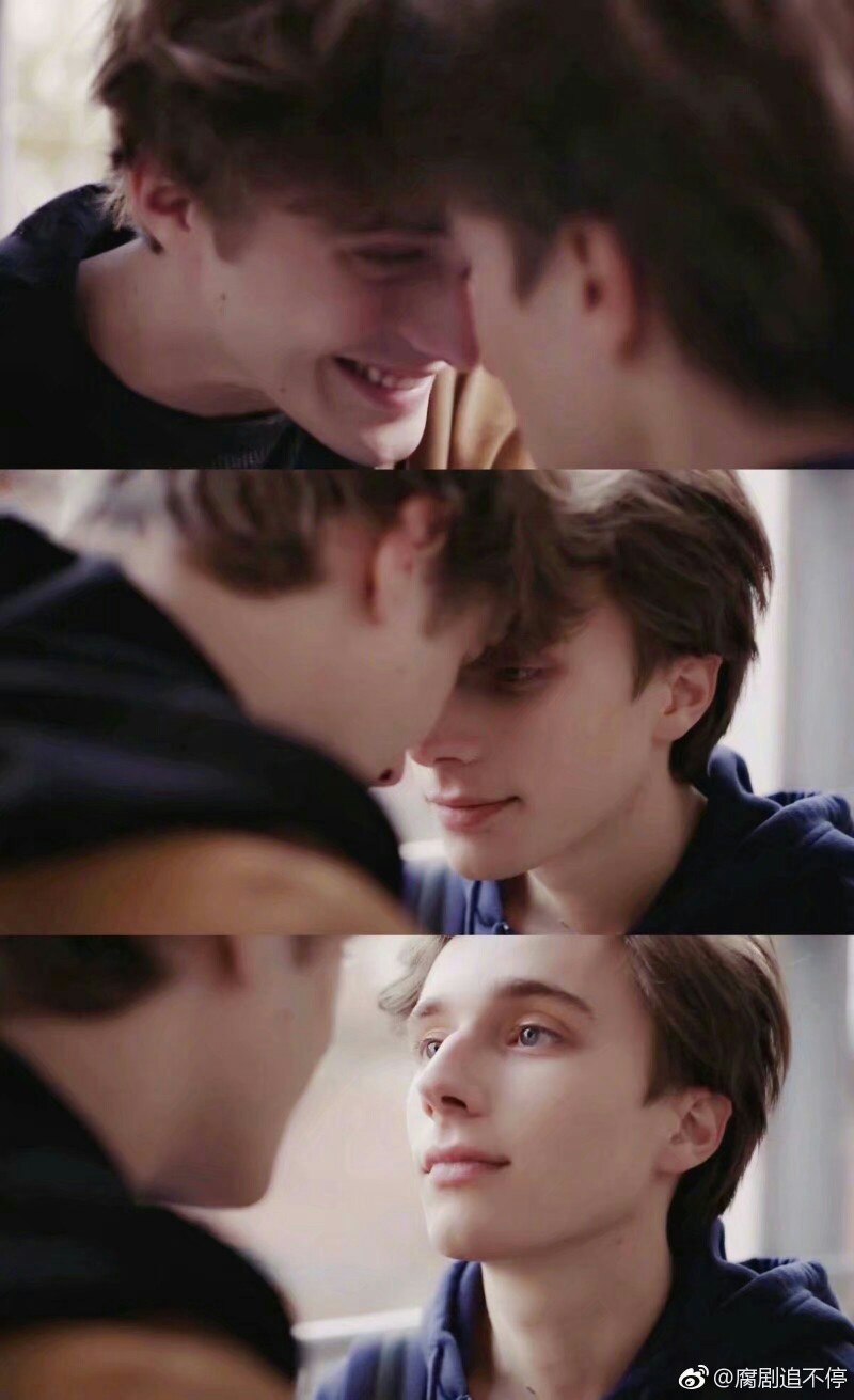 〖以你的名字呼唤我〗