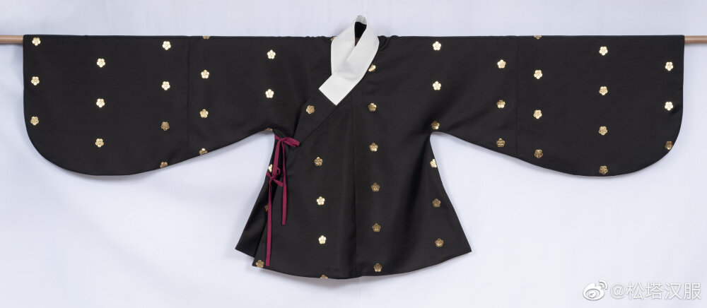 【松塔汉服】明制·流水落花织金缎交领短袄