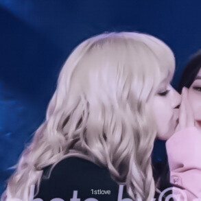 -金智秀xLISA
-拿图收藏二传注明dt奶一口茜酱