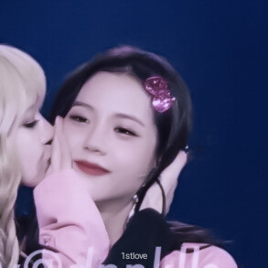 -金智秀xLISA
-拿图收藏二传注明dt奶一口茜酱