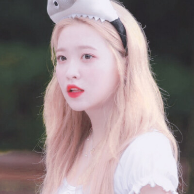 池菀
Adorable Candy