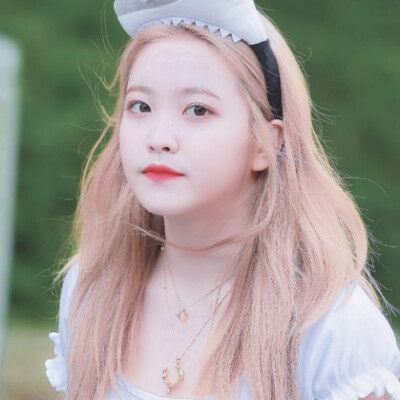 池菀
Adorable Candy