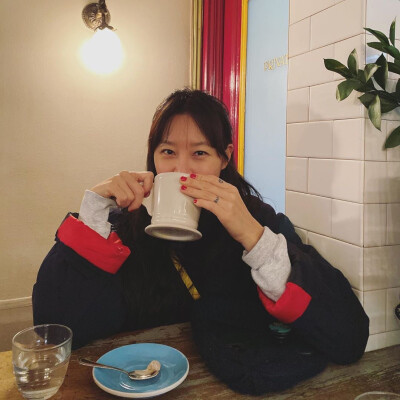 孔晓振 ♥ ♥ ♥
INS：rovvxhyo