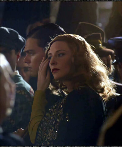 小李子和大魔王这两人的气质站在一起真的太绝了
cr.​​​MessStyle