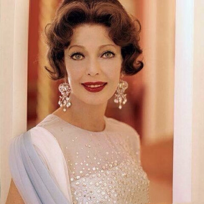 Loretta young