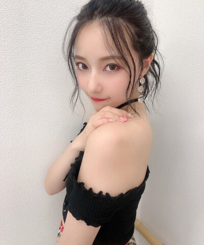 NMB48村濑纱英ins女生头像日系头像