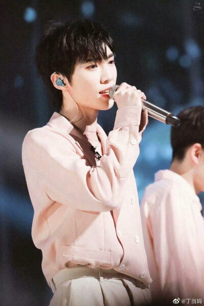 赵磊-《滨河东路》