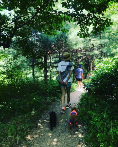 孔晓振 ♥ ♥ ♥
INS：rovvxhyo