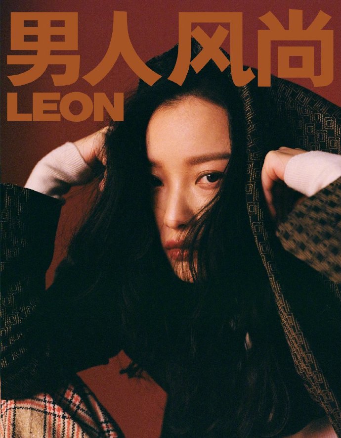 #倪妮# 《男人风尚LEON》2020年开年刊 摄影：@LY-Luoo ​​​#倪妮 烈焰大片# ​​​​