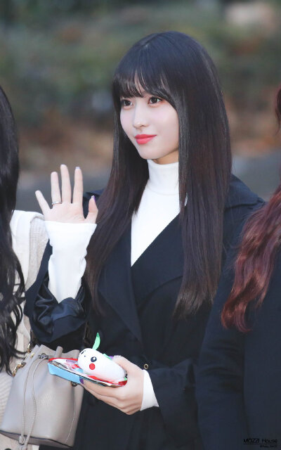 momo twice 平井桃