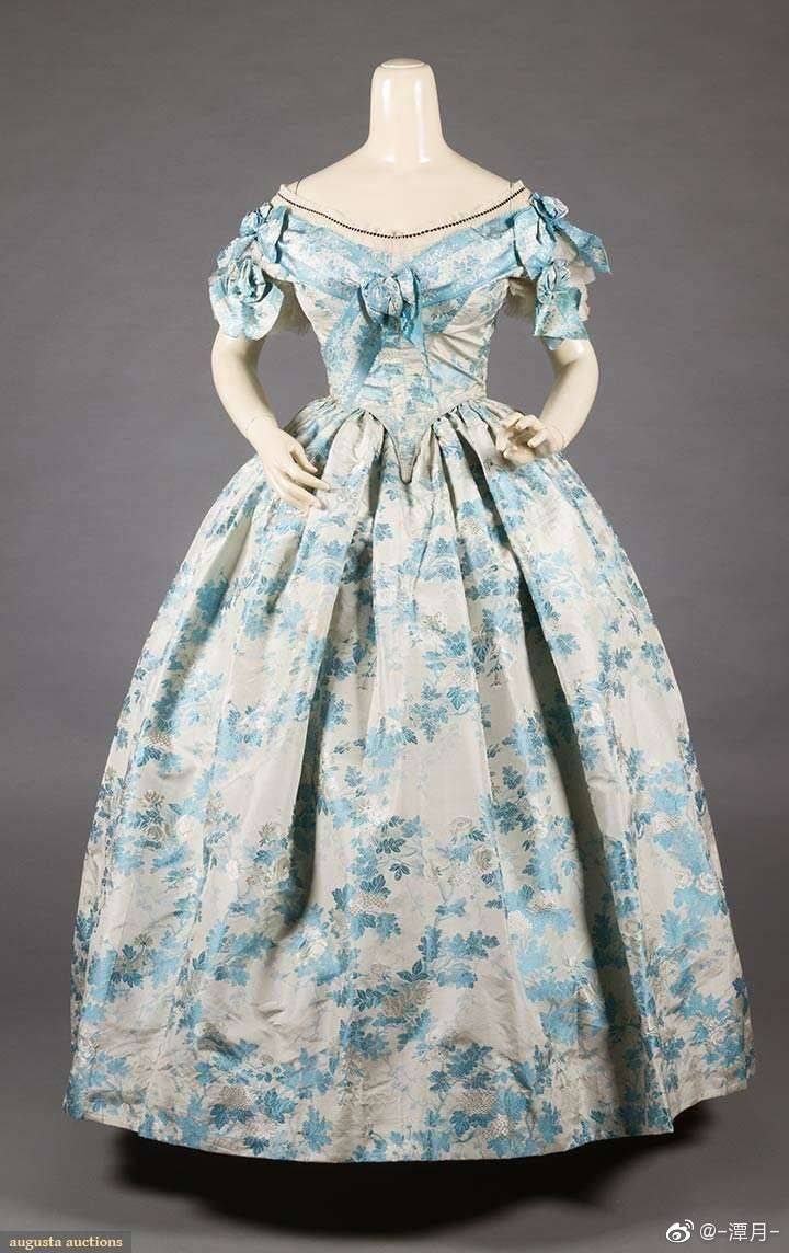 维多利亚时代 女装