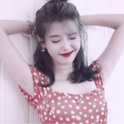 ʸᵒᵘ ᵃʳᵉ ᵇᵃᶜᵏˡⁱᵗ ʷⁱᵗʰ ᵃˡˡ ᵗʰᵉ ᵍᵒᵒᵈ ᵗʰⁱⁿᵍˢ ⁱⁿ ᵗʰⁱˢ ʷᵒʳˡᵈ
温执欢。
原截:朴恩媛