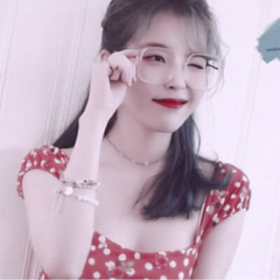 ʸᵒᵘ ᵃʳᵉ ᵇᵃᶜᵏˡⁱᵗ ʷⁱᵗʰ ᵃˡˡ ᵗʰᵉ ᵍᵒᵒᵈ ᵗʰⁱⁿᵍˢ ⁱⁿ ᵗʰⁱˢ ʷᵒʳˡᵈ
温执欢。
原截:朴恩媛