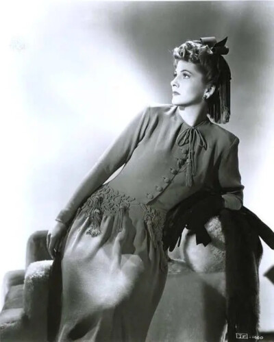 琼·芳登
Joan Fontaine