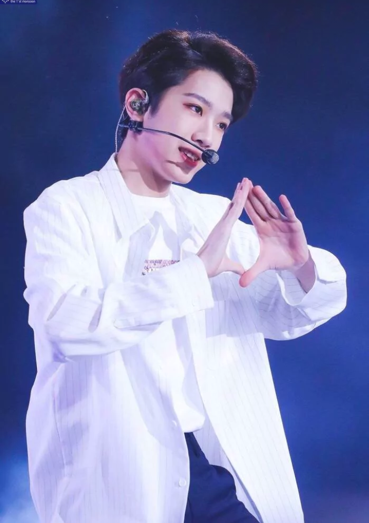 lai
guan
lin