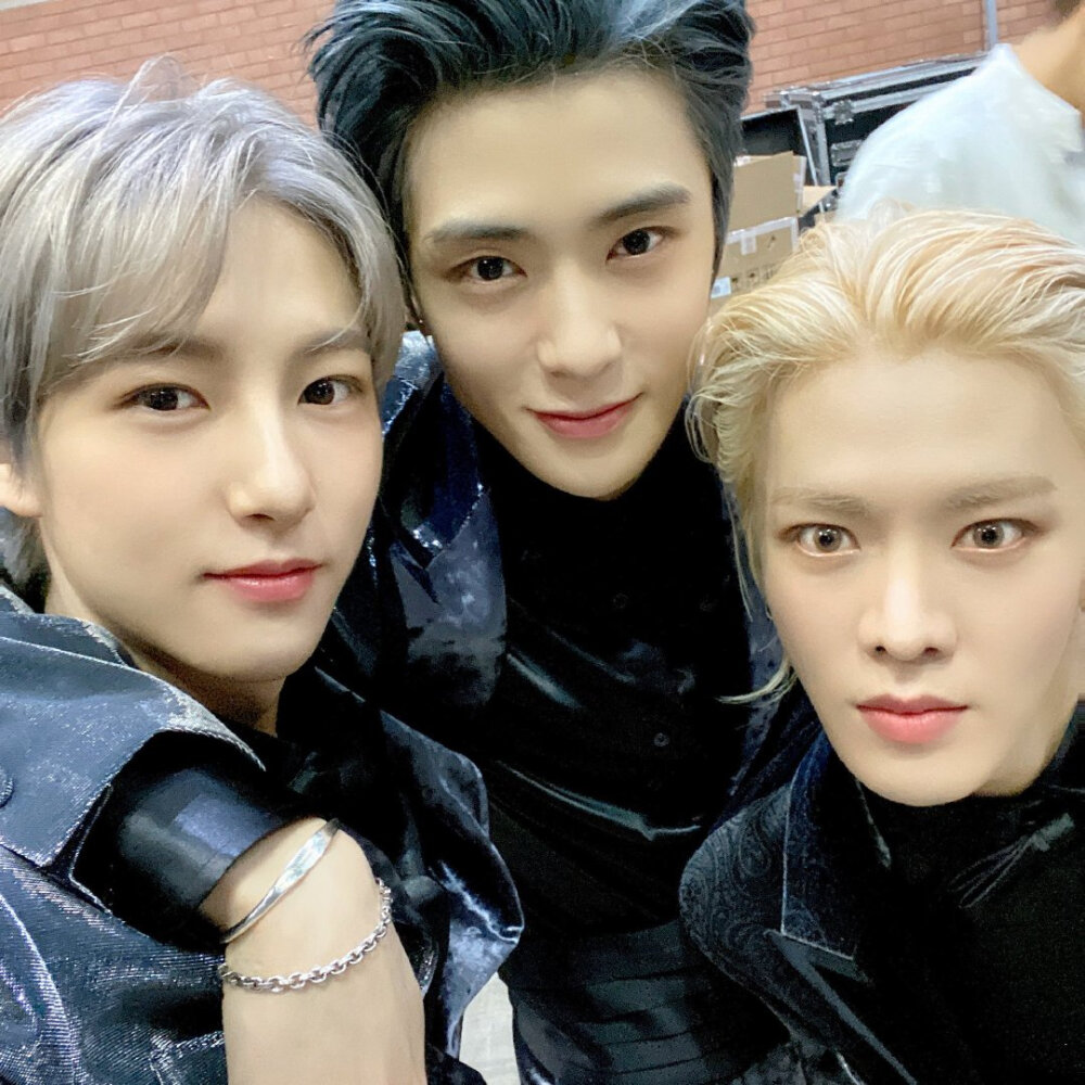 黄仁俊郑在玹中本悠太