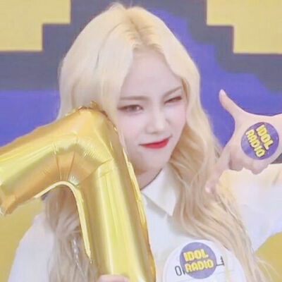 Jinsoul 郑真率