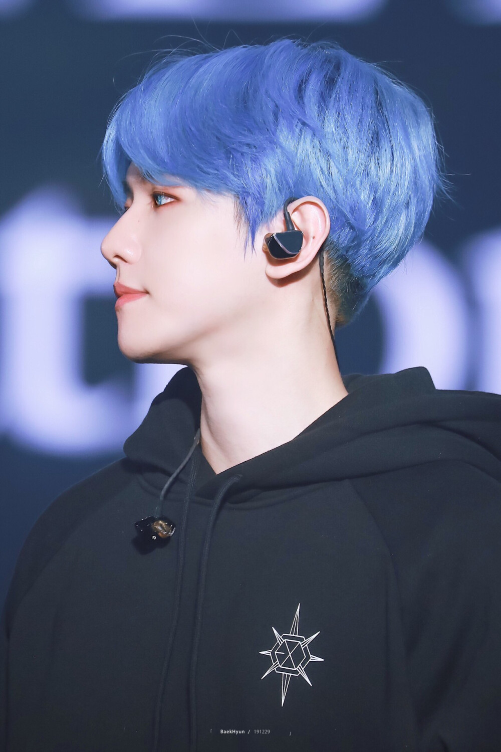 BAEKHYUN 边伯贤