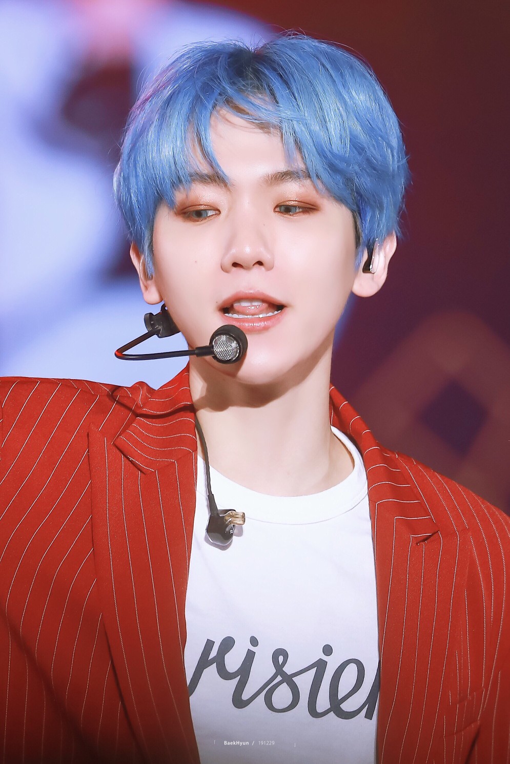 BAEKHYUN 边伯贤