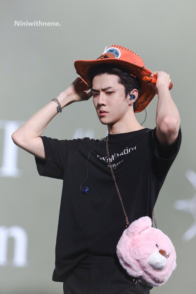 SEHUN 吴世勋