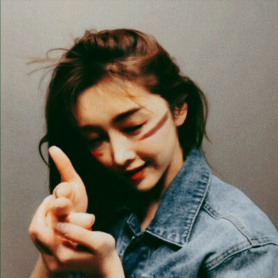 宣璐头像 食用扣1或赞
伸手党抓到摁死
二传标注甜音音or纪小歆