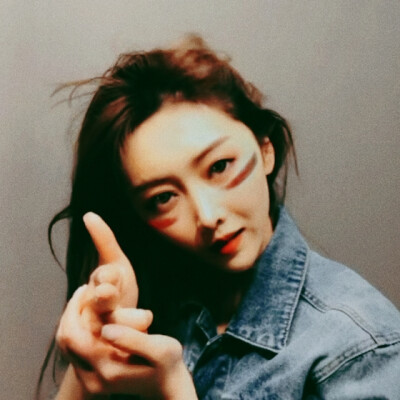 宣璐头像 食用扣1或赞
伸手党抓到摁死
二传标注甜音音or纪小歆