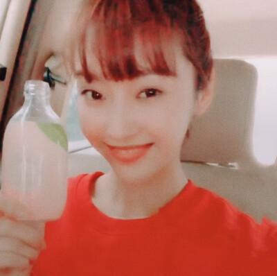 宣璐头像 食用扣1或赞
伸手党抓到摁死
二传标注甜音音or纪小歆