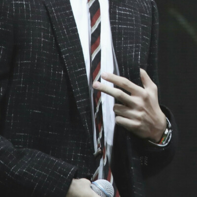 王一博头像by程述。