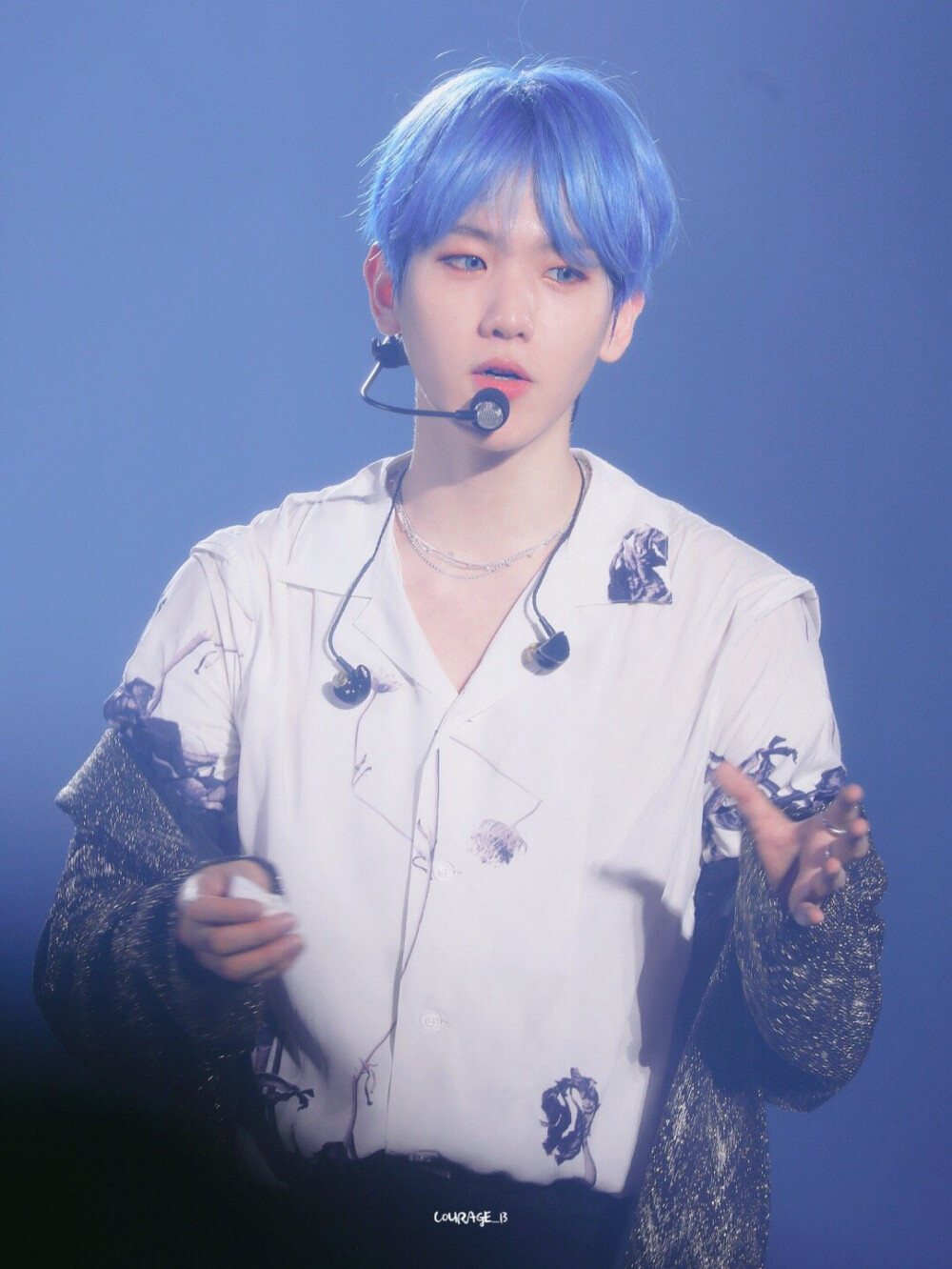 EXO BAEKHYUN 边伯贤