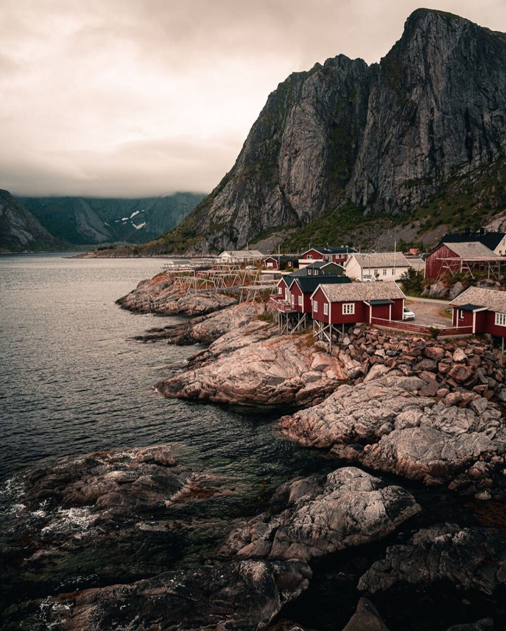 安宁的异国城镇