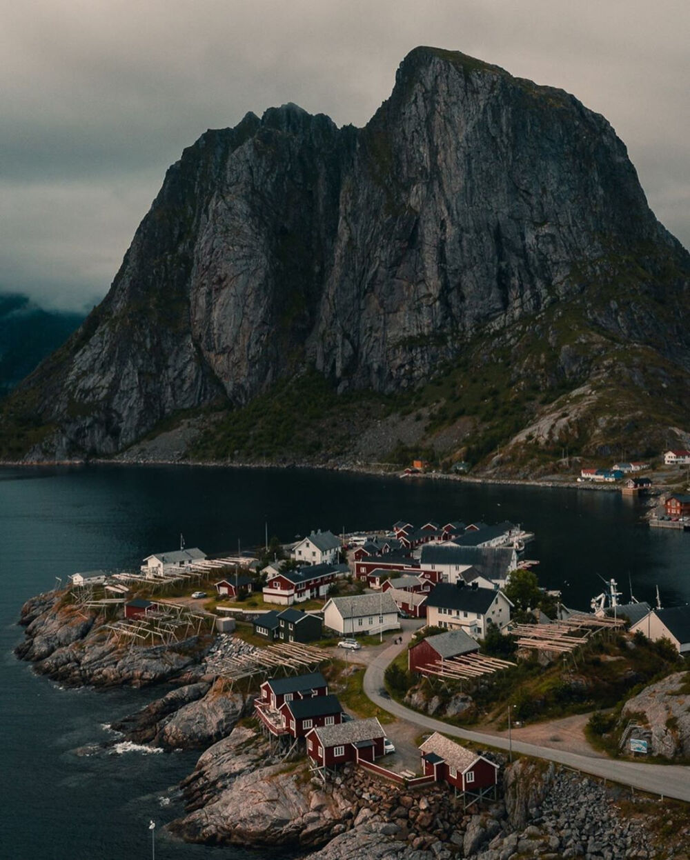 安宁的异国城镇