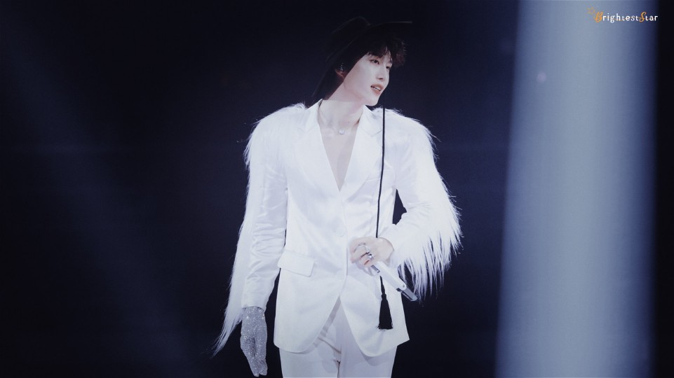 范丞丞/壁纸/侵权删