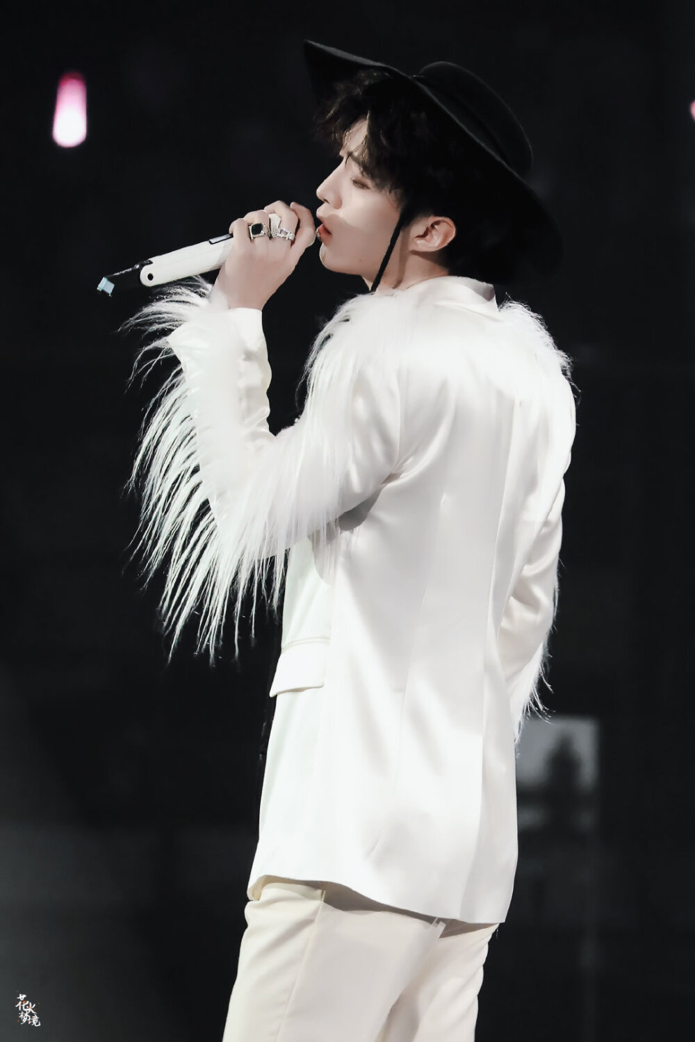 范丞丞/壁纸/侵权删